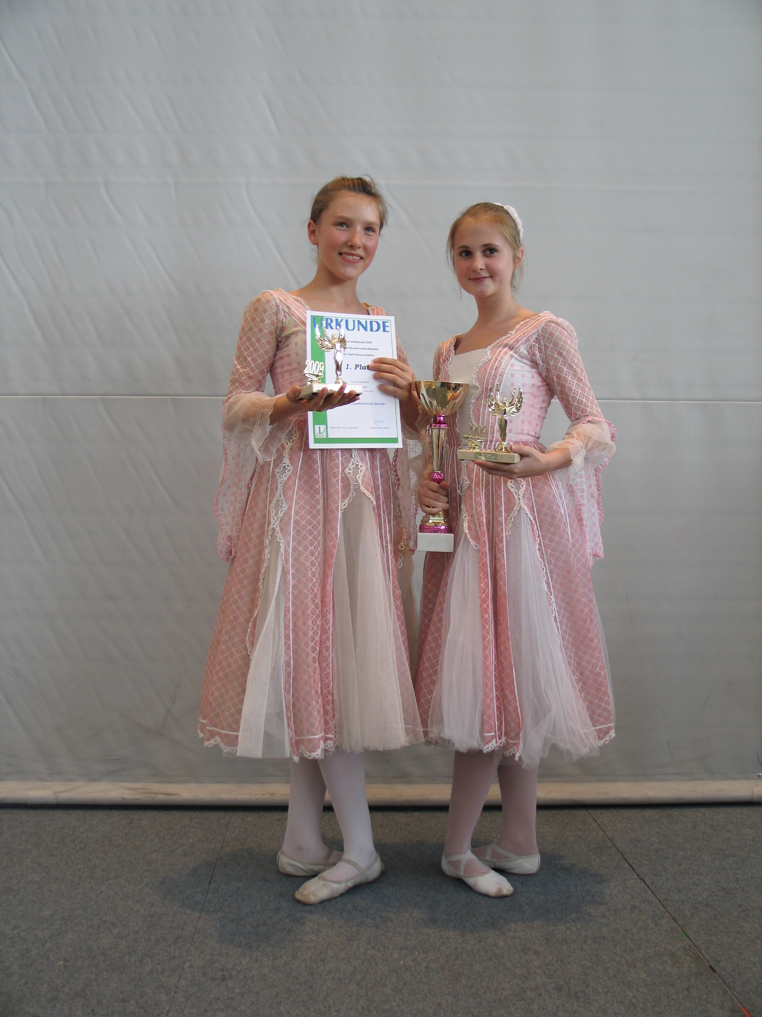 Dessau-Rolauer Tanzwettbewerb:  023. Sieger Thea und Lena 
